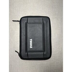 Thule Gauntlet MacBook Pro Sleeve Carry Protective Case Zip Around 13x9x1